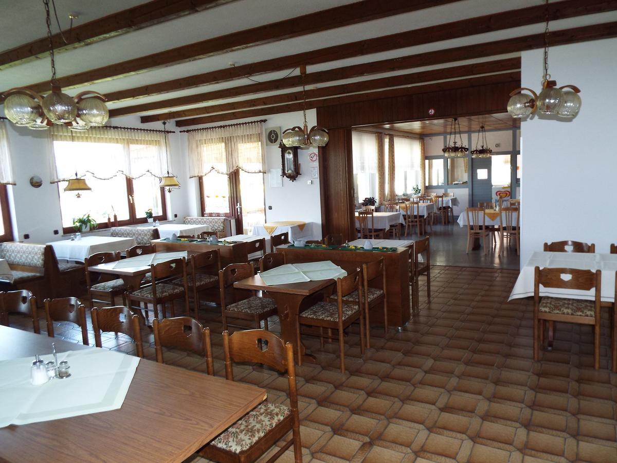 Hotel Garni Zum Reinhardswald Gewissenruh Экстерьер фото